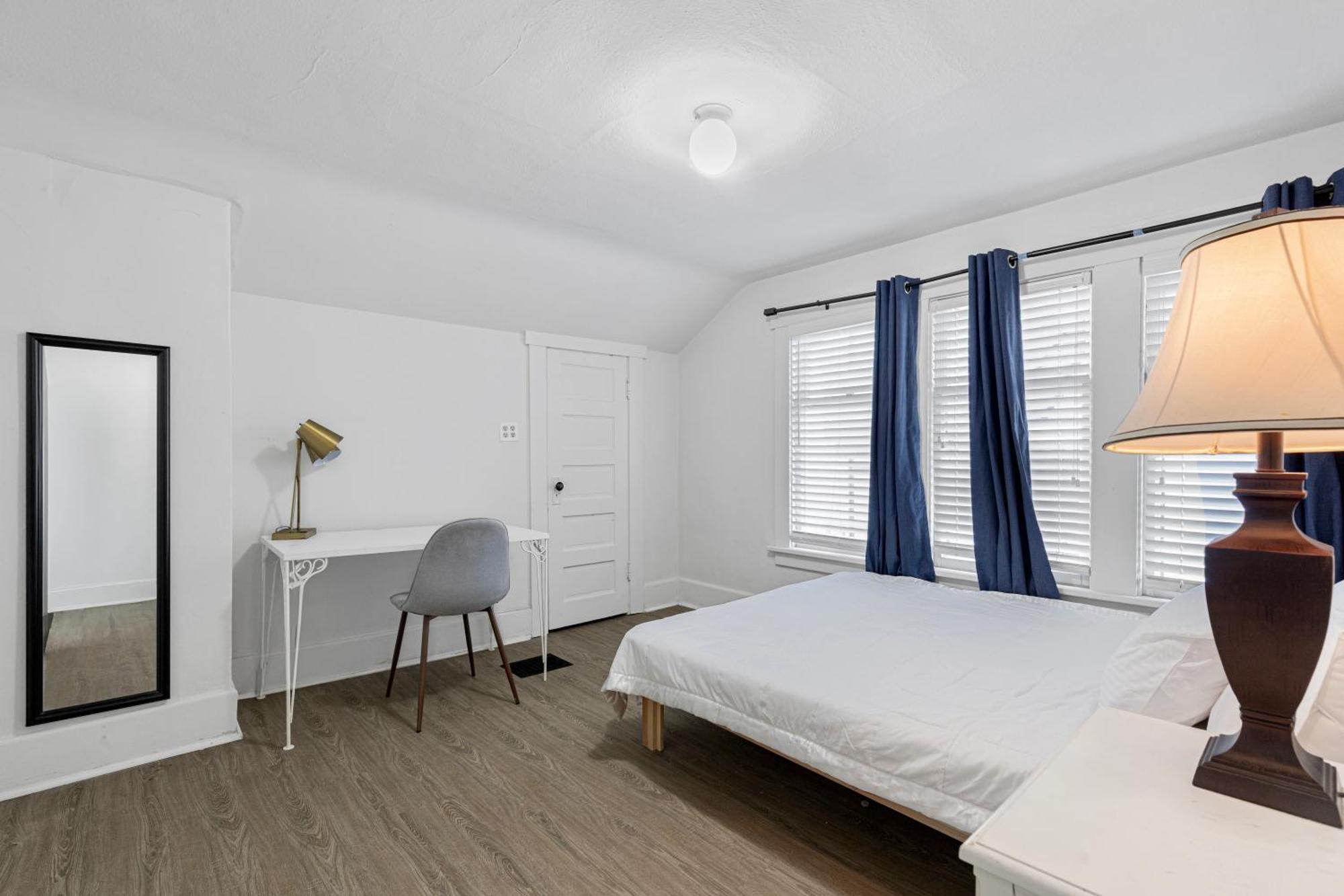 Vintage 3 Bedroom Home In Prime Eastlake Seattle With Private Parking Dış mekan fotoğraf